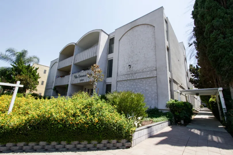 The arches of the Villa Sherman Oaks