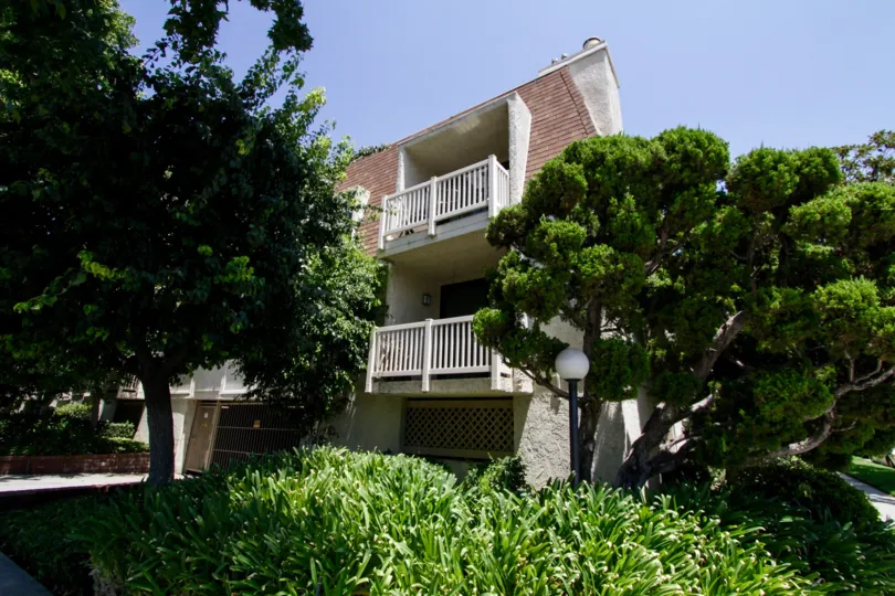 The Wilshire Manor building in Sherman Oaks