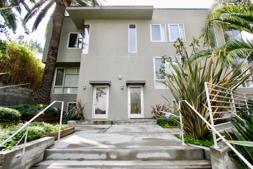 The stairs up into Allesandro Palms