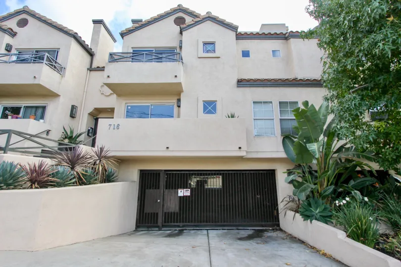The garage for parking at Silver View Townhomes