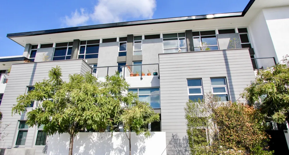 The view of Sunset Silver Lake Lofts in Silver Lake, California