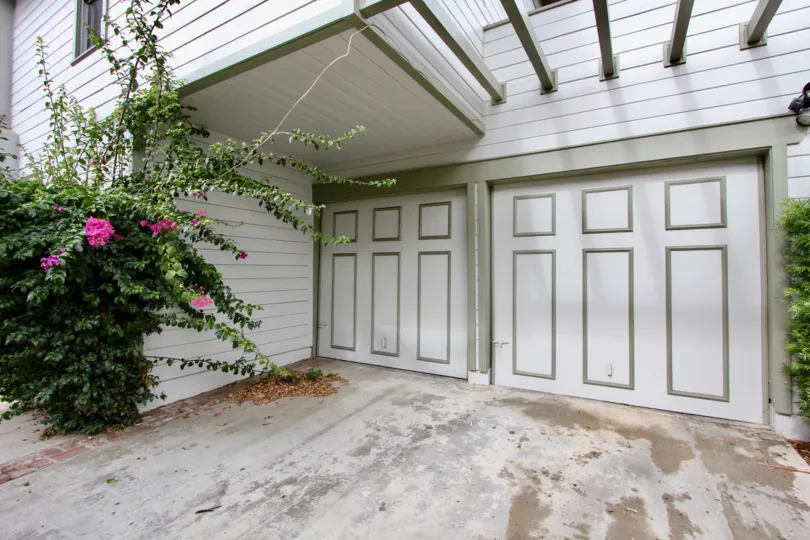The garages for parking at Vandergrift Place