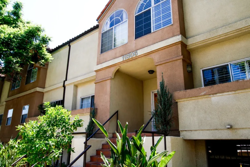 The entrance into 11306 Moorpark