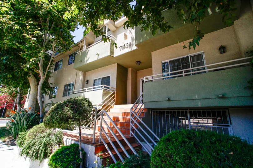 The elaborate entryway into 11485 Moorpark St