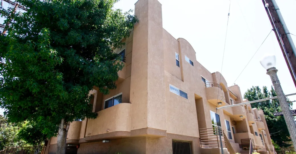 The architecture of 11524 Moorpark St