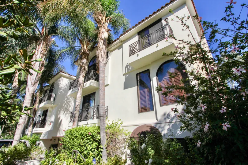 A sunny day at 4432 Gentry in Studio City, California
