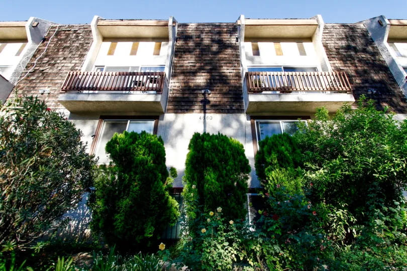 The balconies at 4660 Coldwater Canyon Ave in Studio City