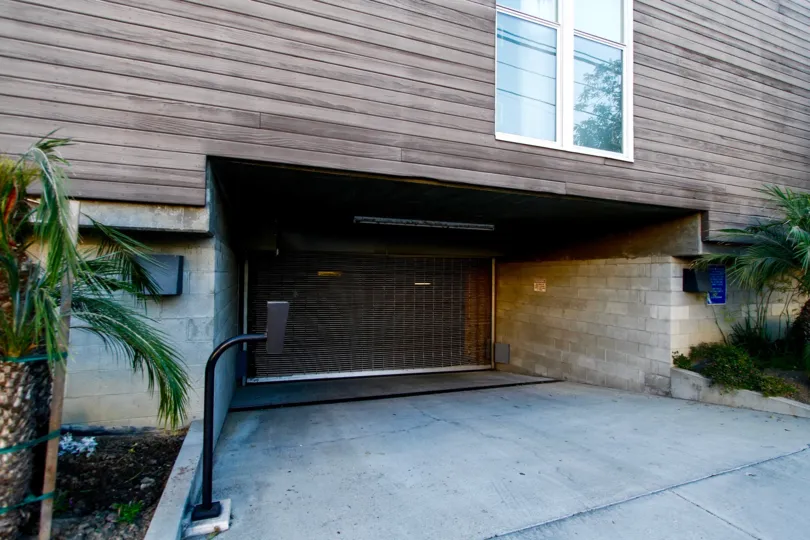 The parking for 4705 Whitsett Ave