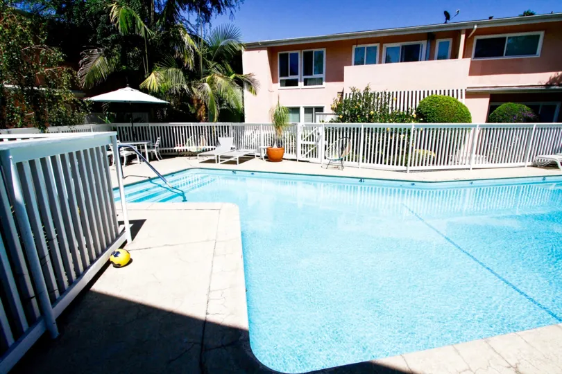 The pool at Acama Ardmore