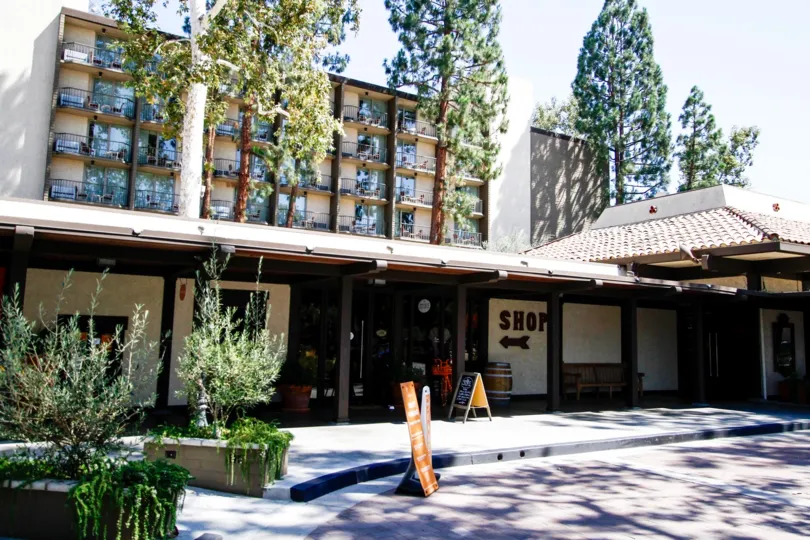 The shops around Casa De Oro