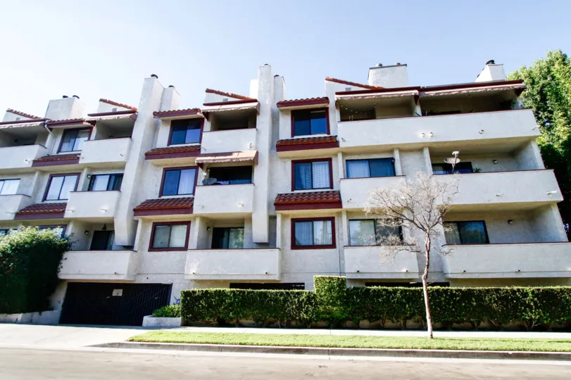 The Coldmill Manor building in Studio City