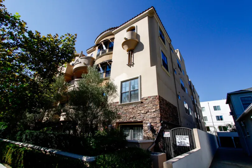 The balconies at Hoffman Villas in Studio City