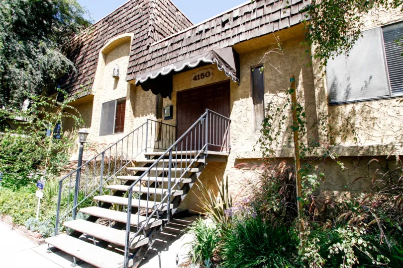 The entrance into Leefield Manor in Studio City