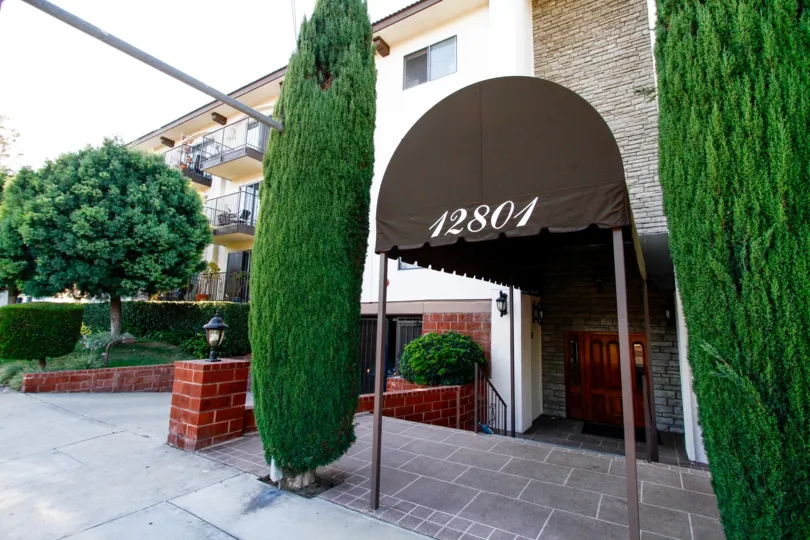 The address at the entrance of Parkside Condominiums