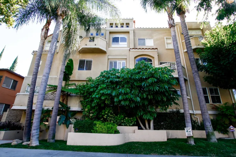 The Studio City Classic building in Studio City