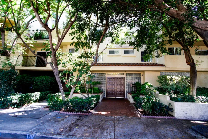 The double doors for entrance into the Studio City Regency