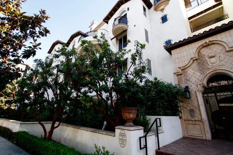 The landscaping around Studio Villas West