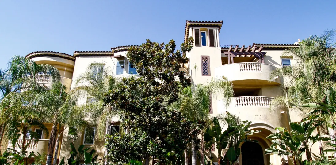 The landscaping around Studio Villas in Studio City