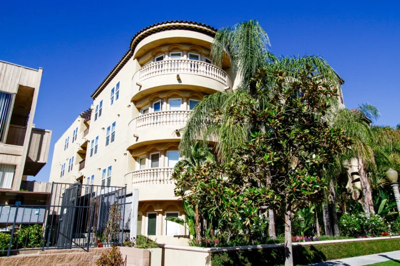 The balconies seen at Studio Villas