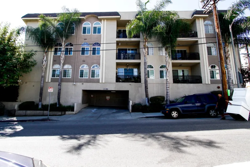 The parking at Studio Vista Living in Studio City