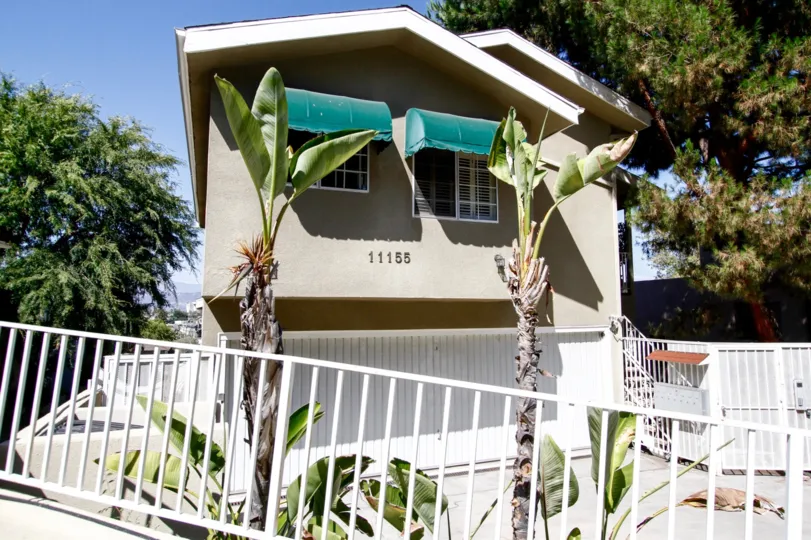 The Sunshire Terrace building in Studio City
