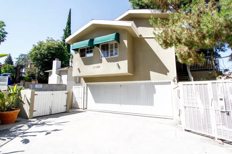 The garage at Sunshire Terrace