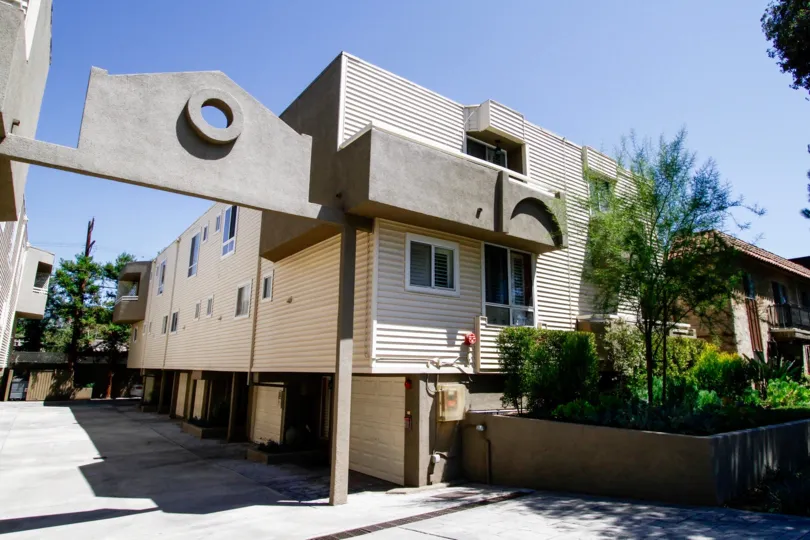 The Tujunga North building