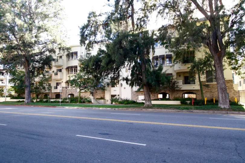 The Villa Dolce building in Studio City