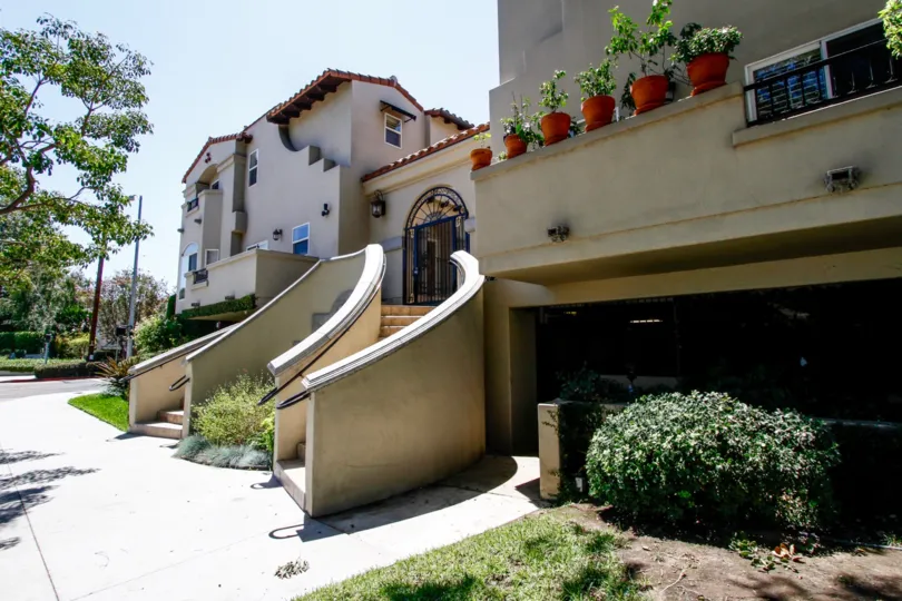 The entrance into the Villas at Colfax