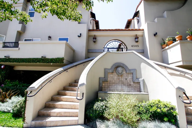 The stairs leading to the entrance of the Villas at Colfax