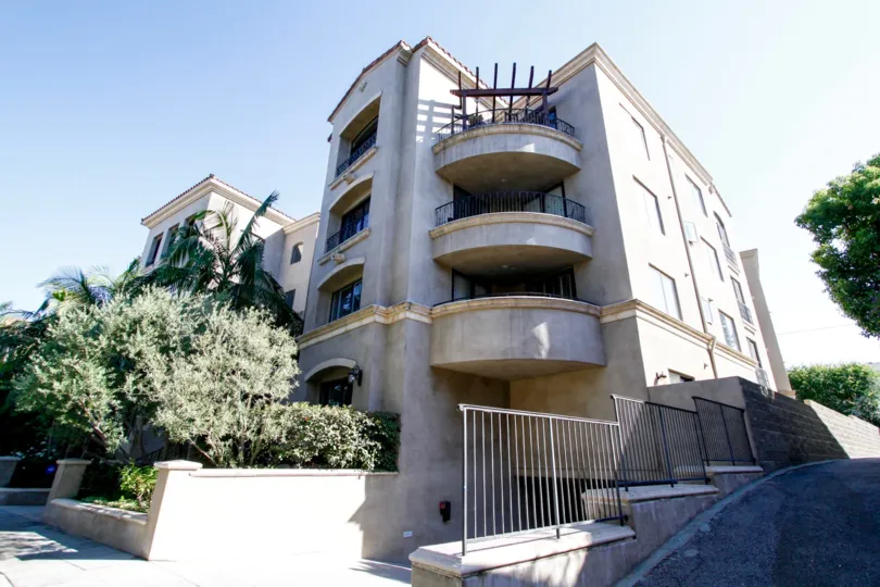 The architecture of the Vita Bella building in Studio City