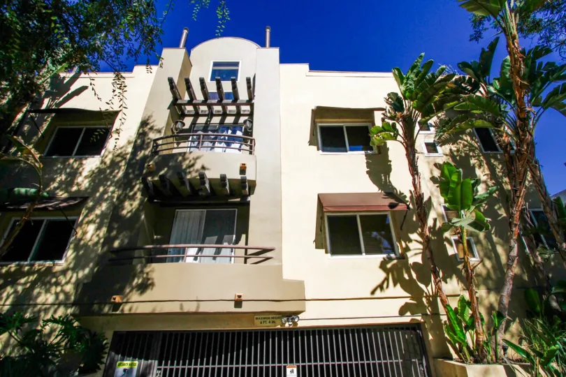 The Whitsett Greens building in Studio City