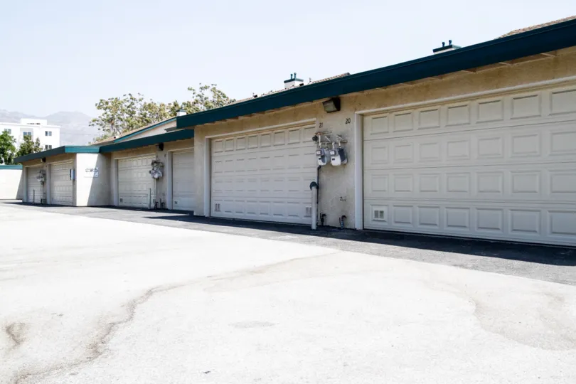 The parking for Glenoaks Gardens