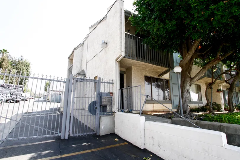 The entrance into Parkwood Sylmar in Sylmar California