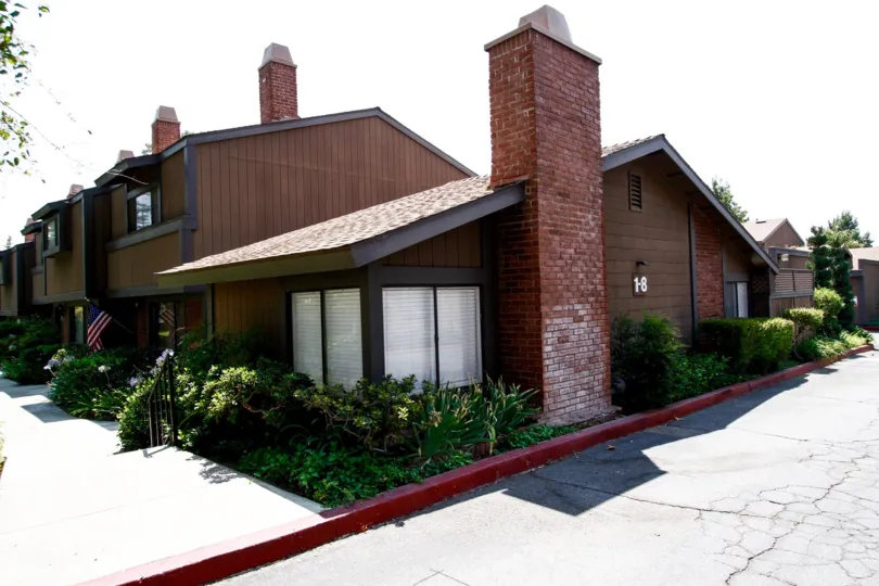 The building at Stoneman Villas