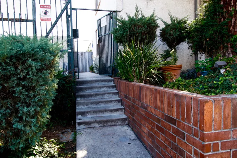 The gate for entrance into  Parc Tarzana