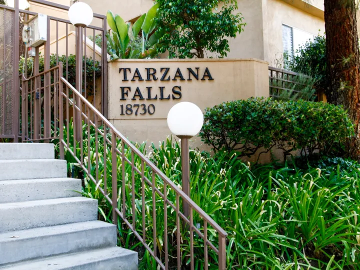 The sign welcoming you to Tarzana Falls in CA California