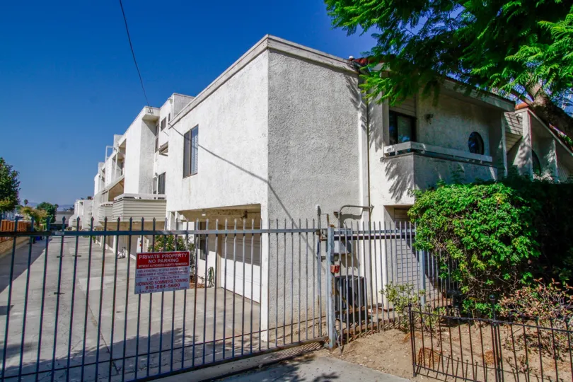 The Tarzana Strawberry Villas building
