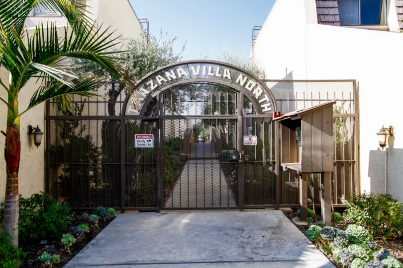 The name above the entrance into Tarzana Villas North