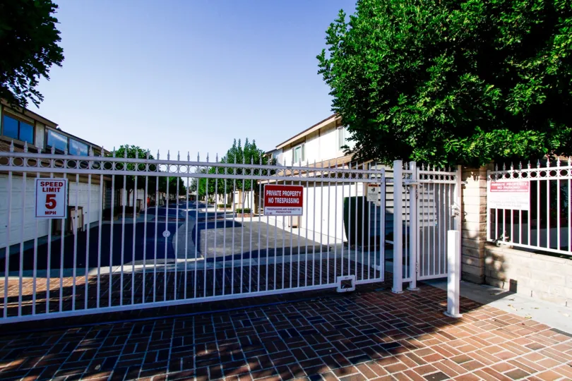 The gate entrance into Tarzana Woods