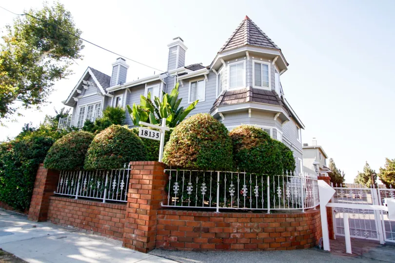The Windmere Townhomes building in CA California