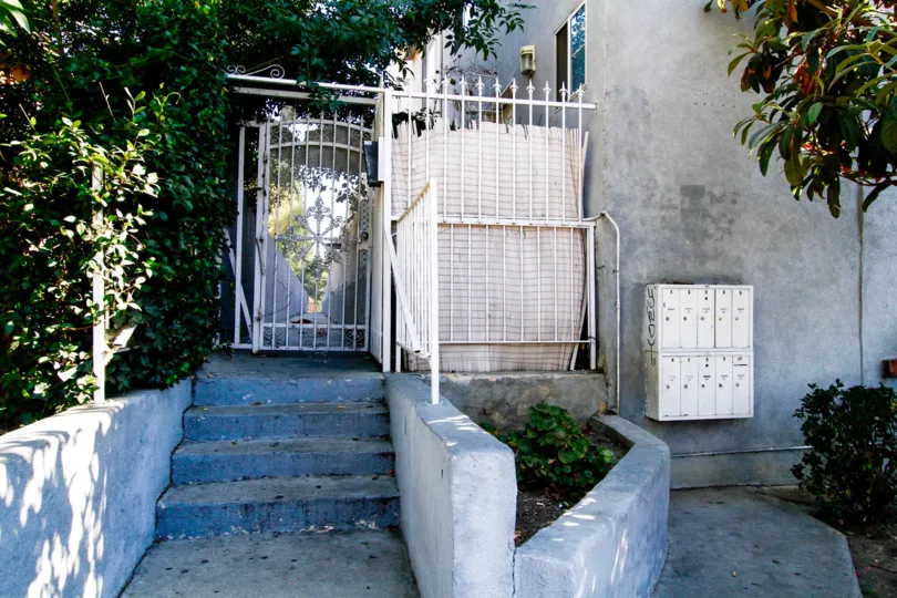 The entrance into 15920 Sherman Way