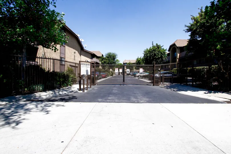 The drive into Berkshire Condominiums