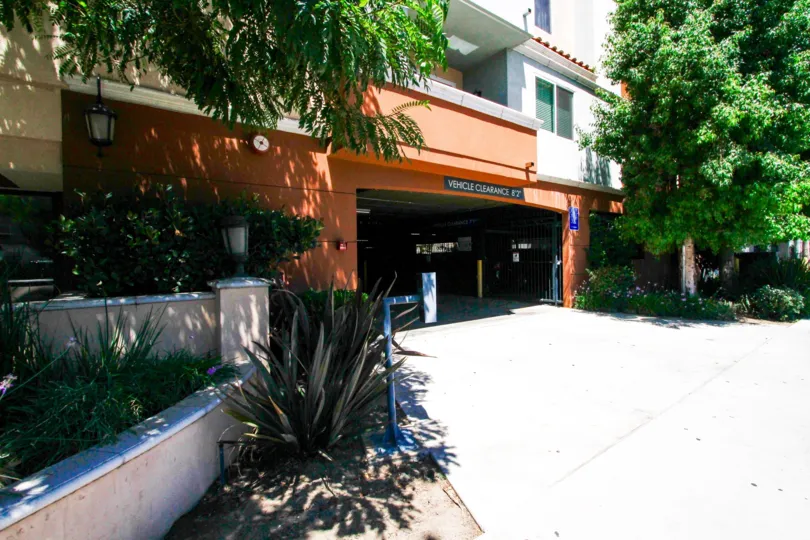 The drive into Casa Marbella at Van Nuys