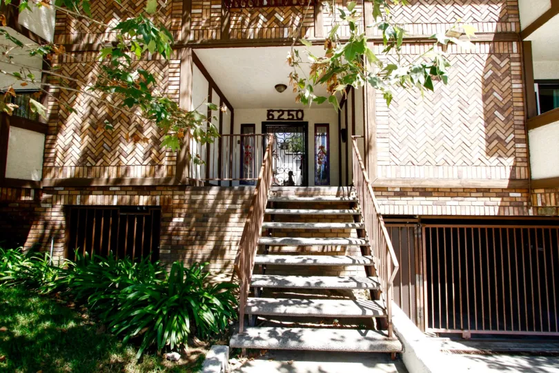 The stairs leading up to the Flagstone Chateaux in Van Nuys