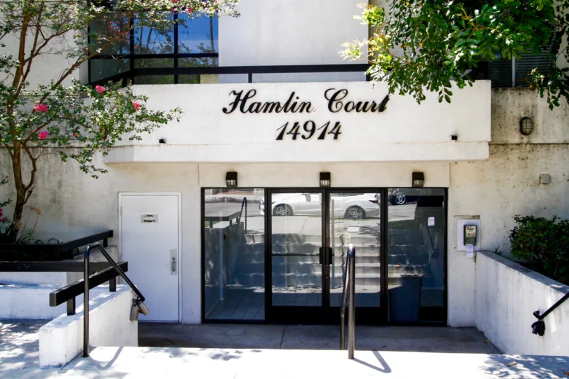 The entrance into Hamlin Court in Van Nuys