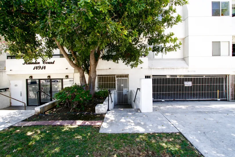 The gated side entrance into Hamlin Court in Van Nuys