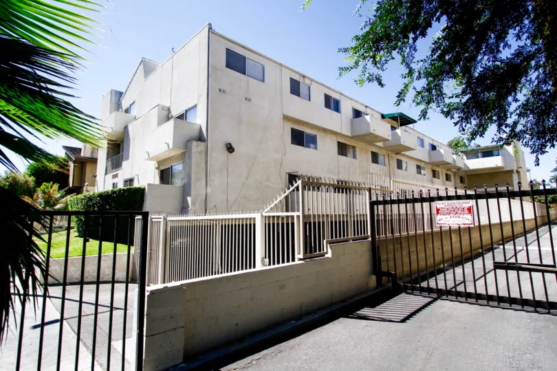 The Sherman Way Manor building in Van Nuys