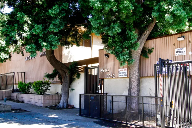 The entrance into Sherwood Park in Van Nuys