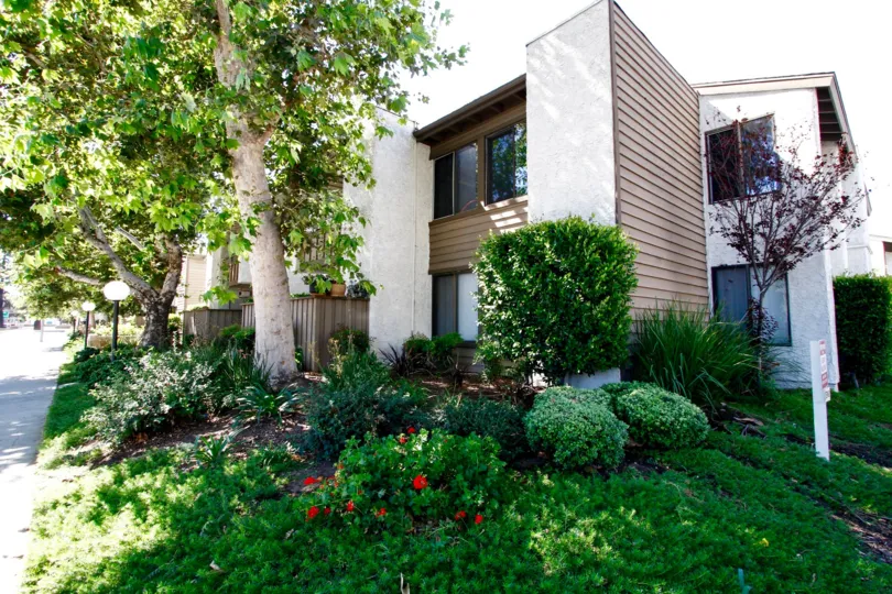 The landscaping for Valley Oaks I in Van Nuys